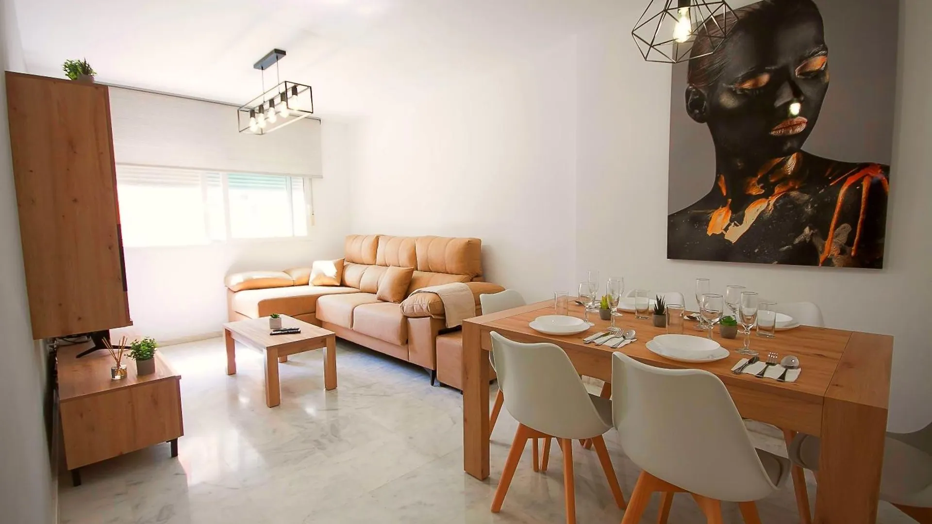 Ave Huelin 3Rooms Alojamiento Con Parking Y Ac Malaga